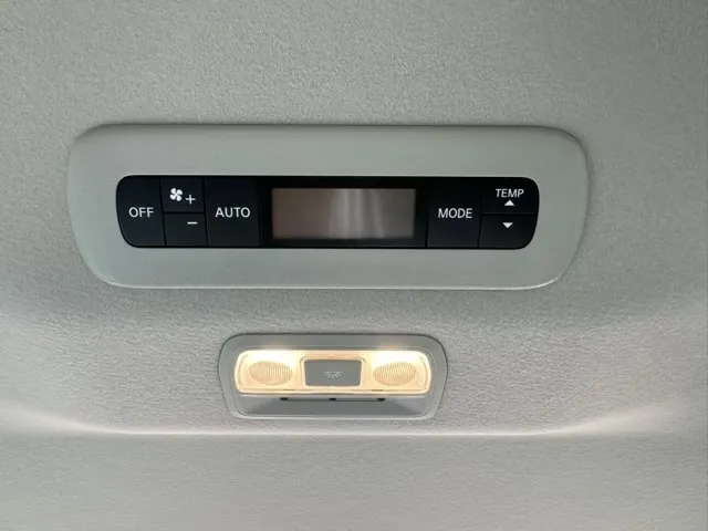 セレナ(ニッサン)eパワー オーテック アラウンドビューモニター 12.3ナビ登録済未使用車 8