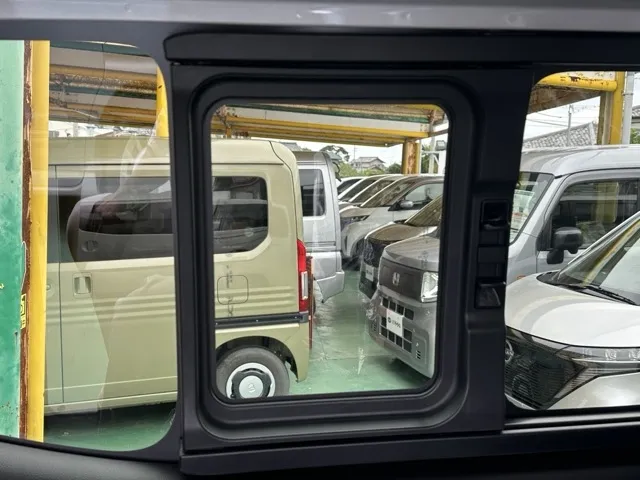 キャラバン(ニッサン)2.0 ロングGRANDプレミアム GX登録済未使用車 10