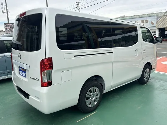 キャラバン(ニッサン)2.0 ロングGRANDプレミアム GX登録済未使用車 15