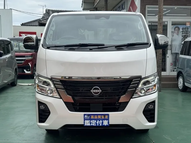 キャラバン(ニッサン)2.0 ロングGRANDプレミアム GX登録済未使用車 29