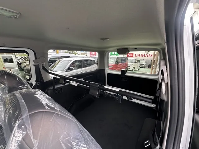 キャラバン(ニッサン)2.0 ロングGRANDプレミアム GX登録済未使用車 5