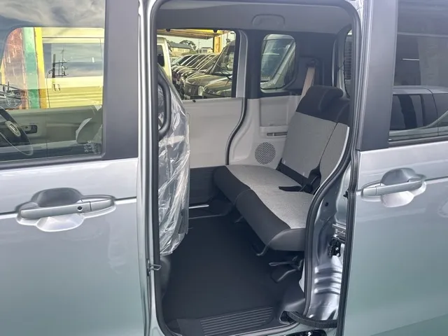 N-BOX(ホンダ)N-BOX届出済未使用車 4