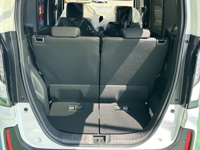 N-BOX(ホンダ)N-BOXカスタム届出済未使用車 9