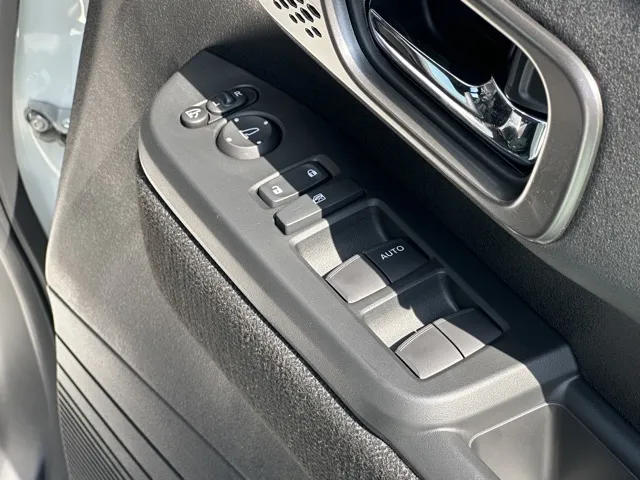 N-BOX(ホンダ)N-BOXカスタム届出済未使用車 13