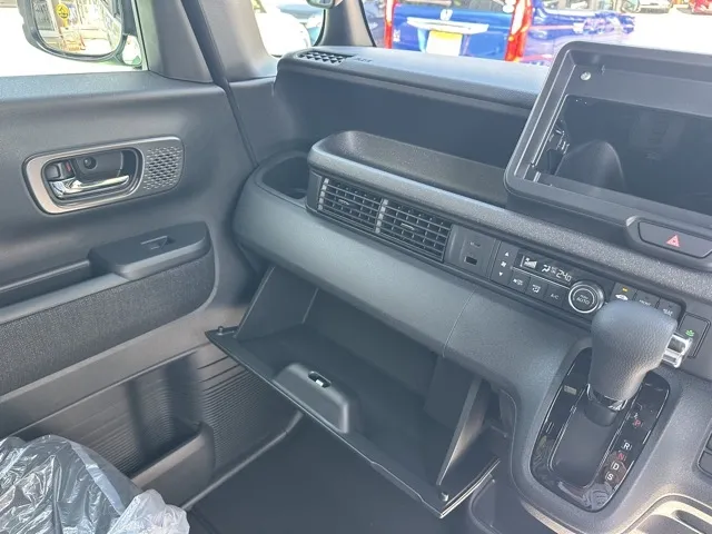 N-BOX(ホンダ)N-BOXカスタム届出済未使用車 16