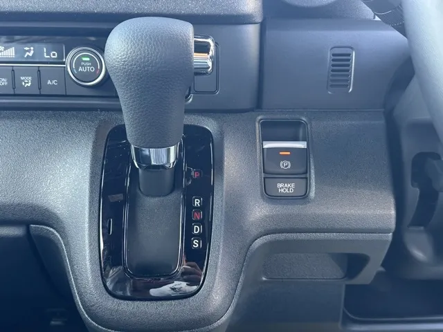 N-BOX(ホンダ)N-BOXカスタムターボ コーディネートスタイル届出済未使用車 17