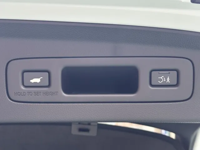 ヴェゼル(ホンダ)ｅ：ＨＥＶ　Ｚ PLaYパッケージ登録済未使用車 11