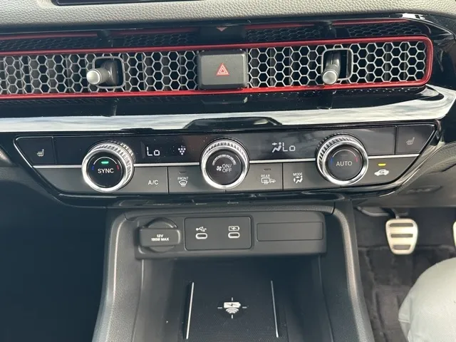 シビック(ホンダ)RS 6MTディーラ-試乗車 16