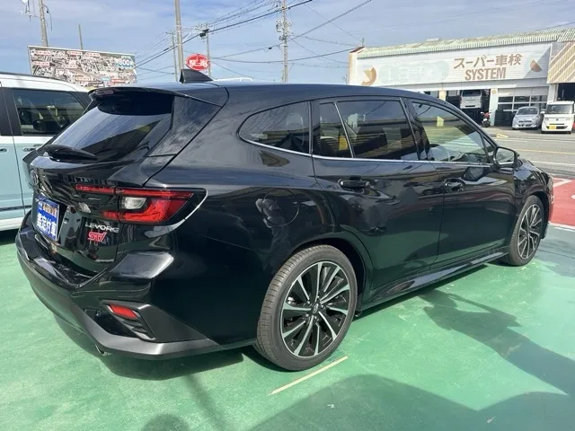 レヴォーグ(スバル)STIスポーツ EX中古車 9