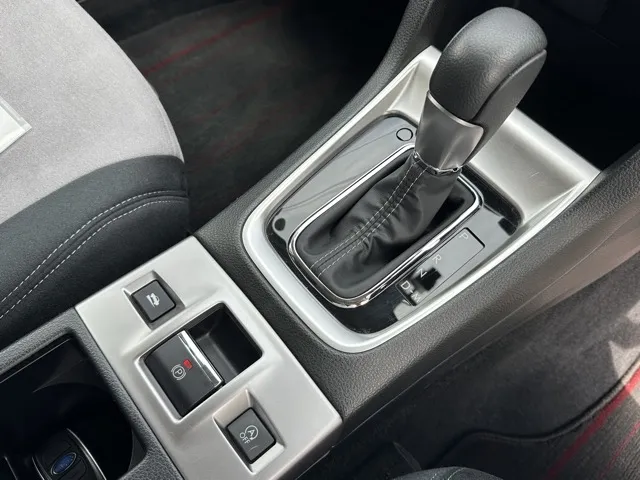 レヴォーグ(スバル)1.6GTアイサイト スマートエディション中古車 19