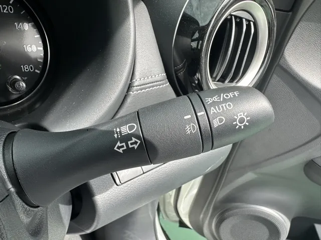 キックス(ニッサン)X FOUR 90周年記念車ディーラ-試乗車 17
