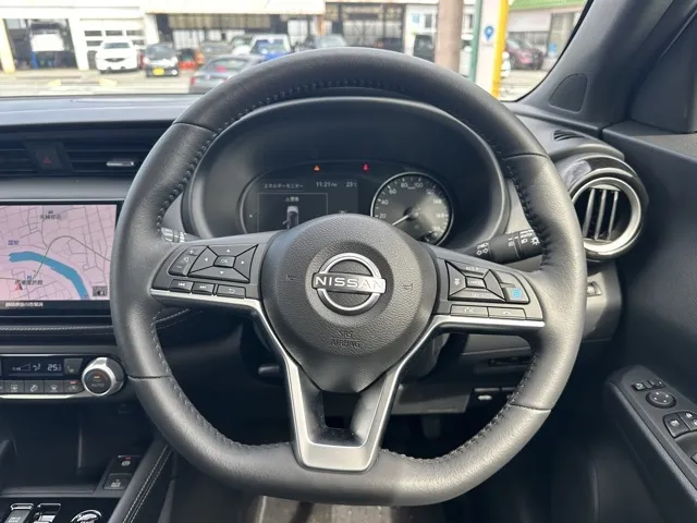 キックス(ニッサン)X FOUR 90周年記念車ディーラ-試乗車 7