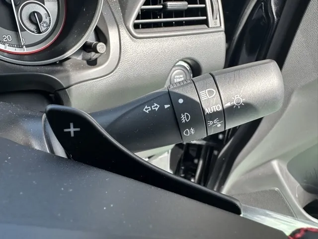 スイフト(スズキ)ベースグレード　セーフティパッケージ 全方位カメラ AT中古車 16