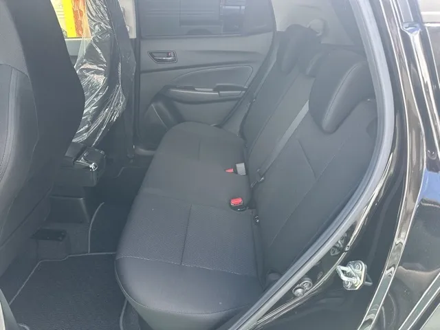 スイフト(スズキ)ベースグレード　セーフティパッケージ 全方位カメラ AT中古車 4
