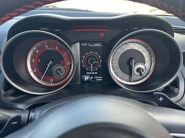 スイフト(スズキ)ベースグレード　セーフティサポート　AT中古車 17