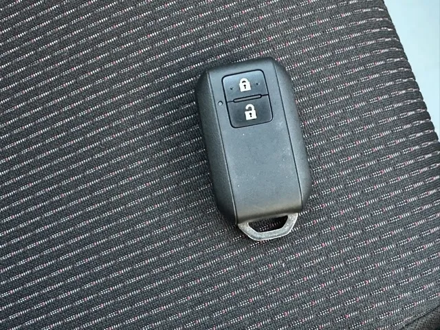 スイフト(スズキ)ベースグレード　セーフティサポート　AT中古車 19