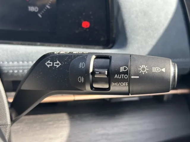 アリア(ニッサン)B9 e-4ORCE リミテッド中古車 26