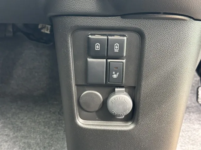 ワゴンR(スズキ)ハイブリッド ZX届出済未使用車 15