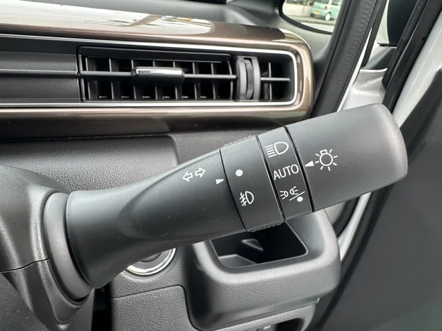 ワゴンR(スズキ)ハイブリッド ZX届出済未使用車 17