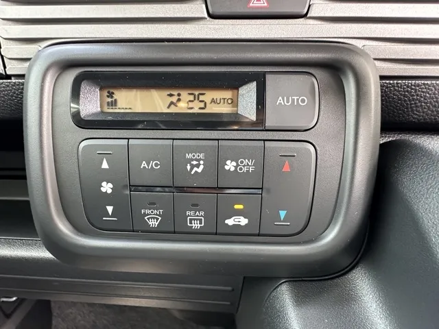 N-VAN(ホンダ)FUNターボ届出済未使用車 19