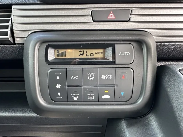 N-VAN(ホンダ)FUNターボ届出済未使用車 19