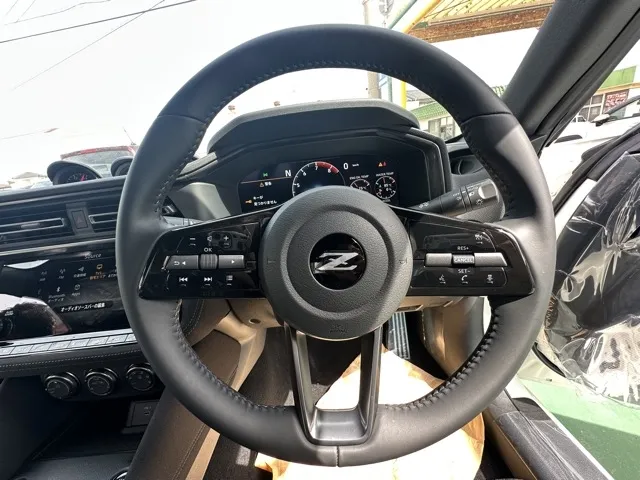 フェアレディZ(ニッサン)ベースグレード 6MT登録済未使用車 16