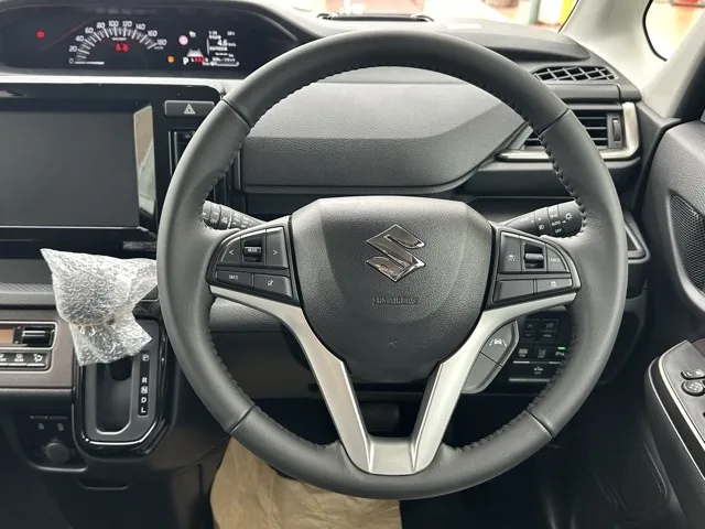 ソリオ(スズキ)ハイブリッドMV登録済未使用車 9