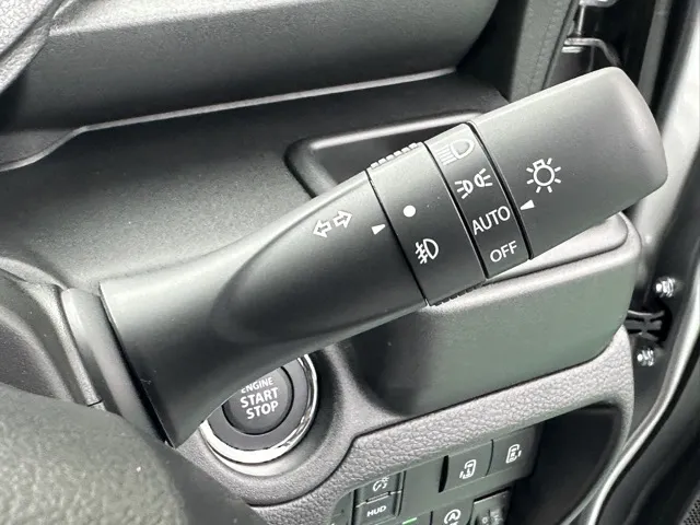 ソリオ(スズキ)ハイブリッドMV登録済未使用車 18