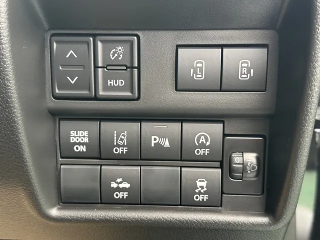 ソリオ(スズキ)ハイブリッドMV登録済未使用車 16