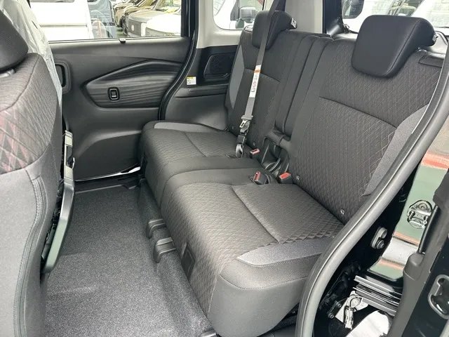 ソリオ(スズキ)ハイブリッドMV登録済未使用車 4