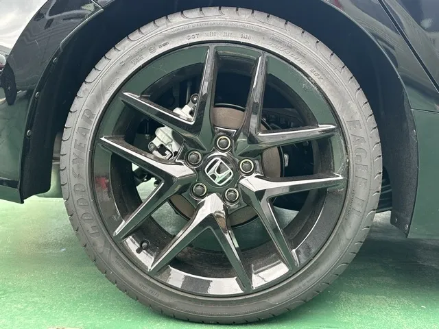 シビック(ホンダ)RS 6MT登録済未使用車 11