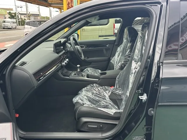 シビック(ホンダ)RS 6MT登録済未使用車 3