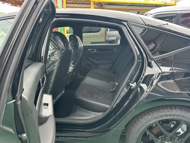 シビック(ホンダ)RS 6MT登録済未使用車 4