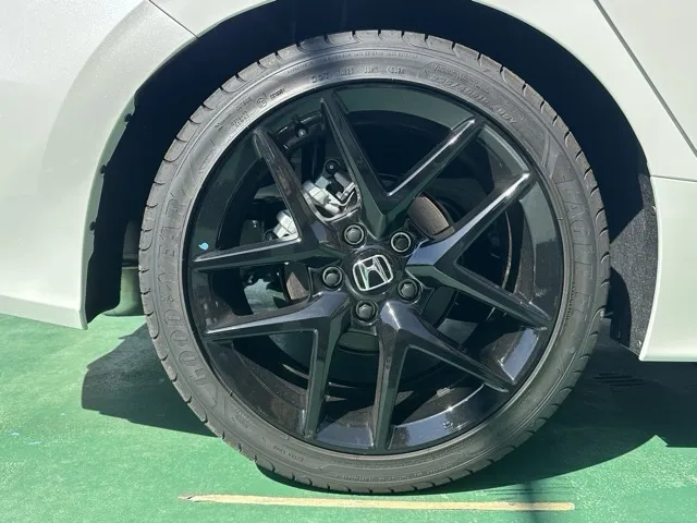 シビック(ホンダ)RS 6MT登録済未使用車 10