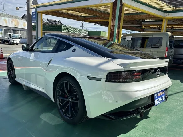 フェアレディZ(ニッサン)バージョンST 6MT中古車 2