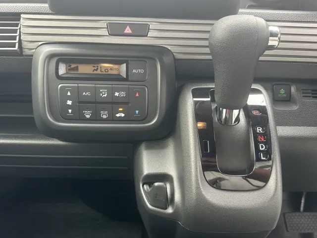 N-VAN(ホンダ)FUN 届出済未使用車 13