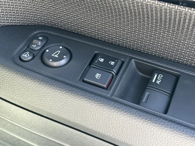 N-VAN(ホンダ)FUN 届出済未使用車 14