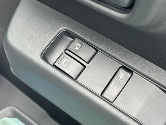 ハイゼット(ダイハツ)デラックス 4WD MT届出済未使用車 12