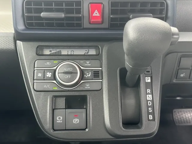 タント(ダイハツ)X届出済未使用車 16