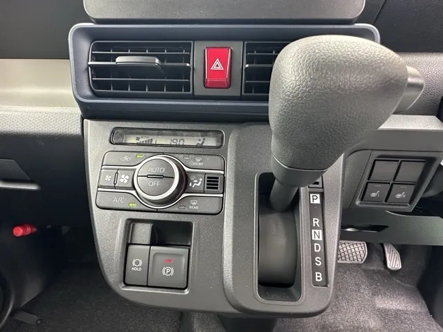 タント(ダイハツ)X　パノラマUGP届出済未使用車 21