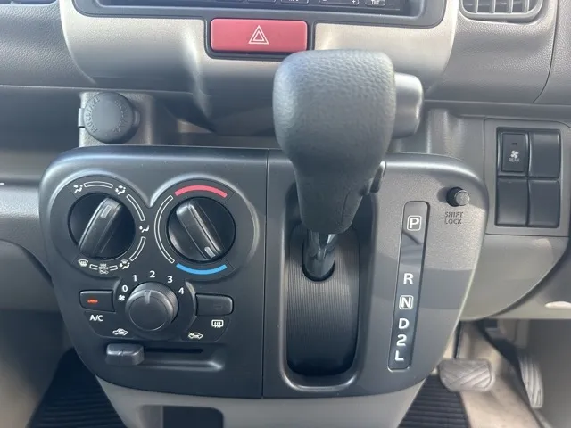 エブリイ(スズキ)NV１００クリッパーGX AT中古車 16