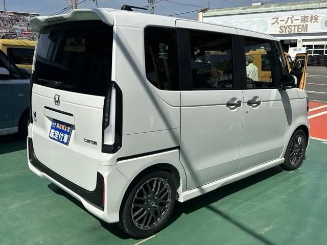 N-BOX(ホンダ)N-BOXカスタムターボ届出済未使用車 12
