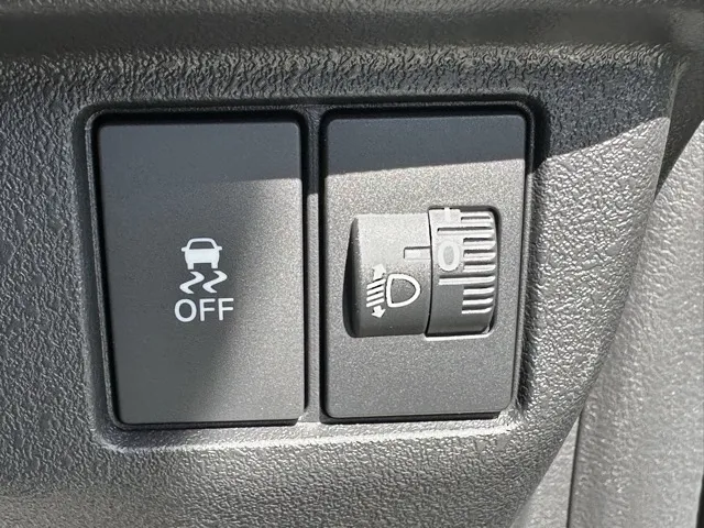 N-BOX(ホンダ)N-BOXカスタムターボ届出済未使用車 16