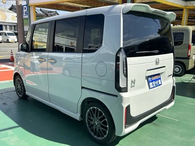 N-BOX(ホンダ)N-BOXカスタムターボ届出済未使用車 2
