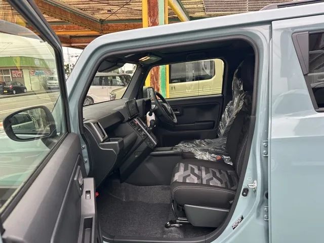 タフト(ダイハツ)Gターボ  ダーククロムベンチャー届出済未使用車 3