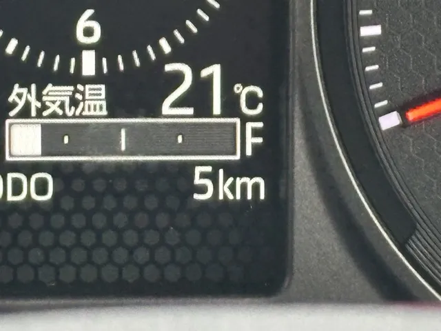 タフト(ダイハツ)Gターボ  ダーククロムベンチャー届出済未使用車 24