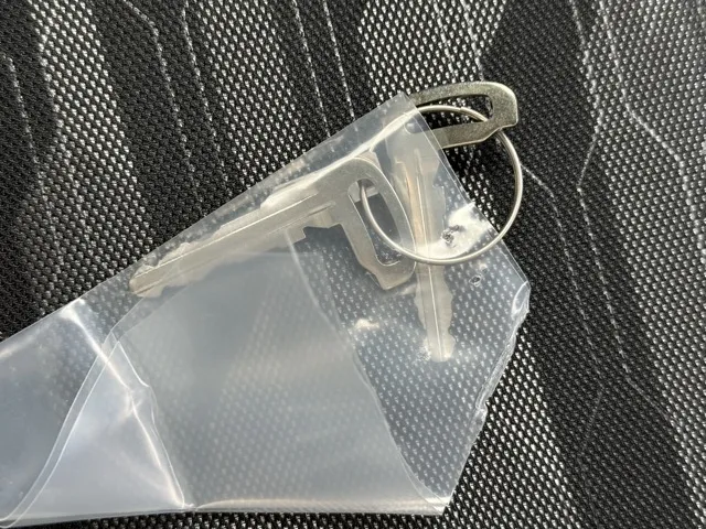 タフト(ダイハツ)Gターボ  ダーククロムベンチャー届出済未使用車 26