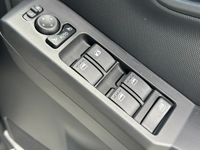 タフト(ダイハツ)Gターボ  ダーククロムベンチャー届出済未使用車 13