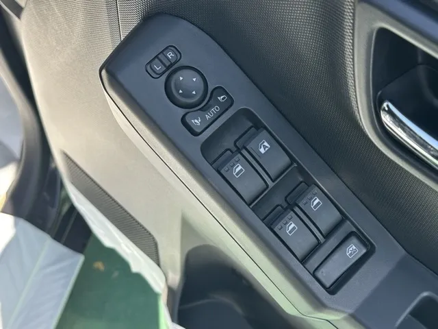 タフト(ダイハツ)Gターボ  ダーククロムベンチャー届出済未使用車 12