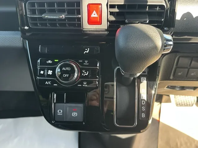 タント(ダイハツ)Xリミテッド ９インチDオーディオ届出済未使用車 17
